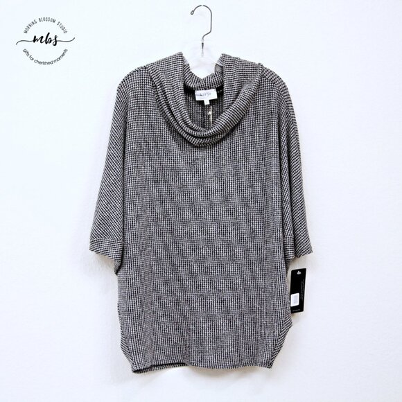 NWT Korye Cowl Neck Dolman Sleeves Oversized Sweater Black White Women L - Picture 2 of 9